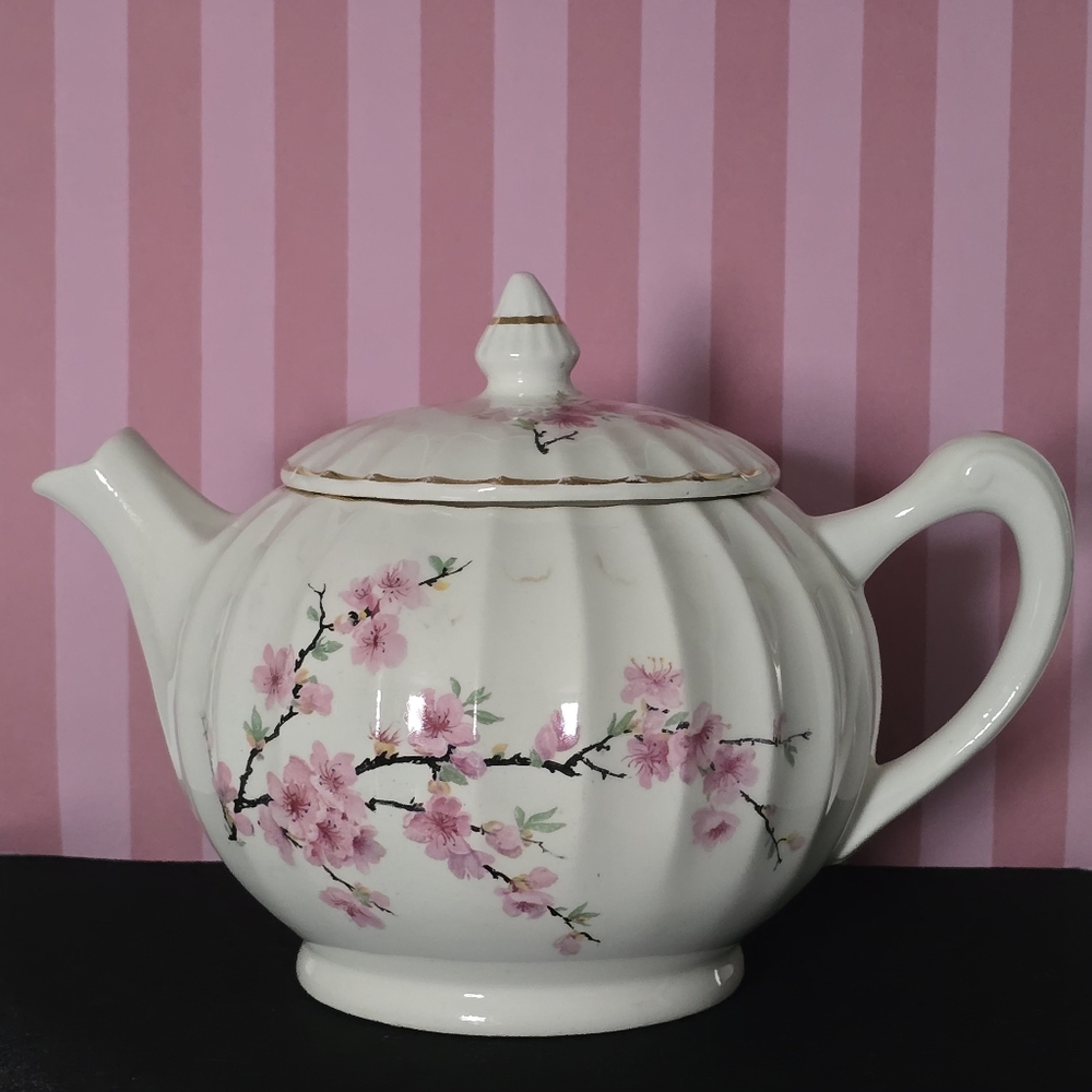 Vintage W.S. George "Peach Blossom" (Bolero) 22k Gold Trim Teapot